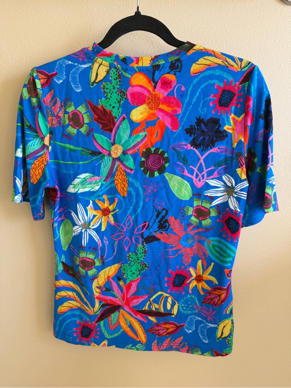 gorman Women’s Papaya Palm Bright Blue Floral Short Sleeve Tee - Picture 2 of 8